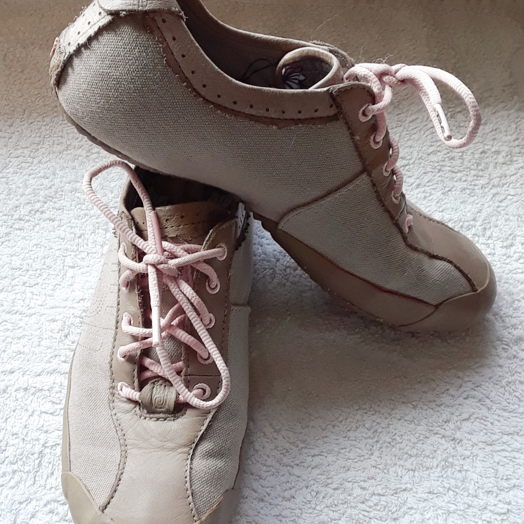 Sneaker